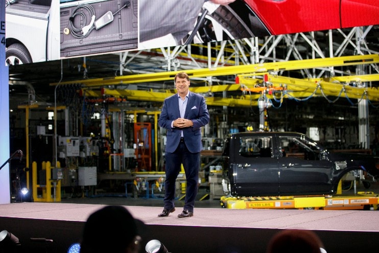 Ford News: El Vehículo Más Vendido en Estados Unidos Ahora Es Eléctrico: Comienza la Producción de las Camionetas Lightning F-150
