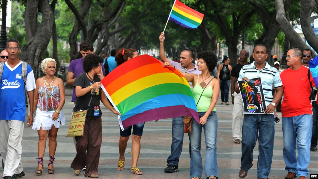 LULAC exige a legisladores de Washington, después de intenso cabildeo LGBTQ+ aprobar Ley de Respeto al Matrimonio