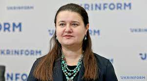 SE Oksana Markarova , Embajadora de Ucrania en los Estados Unidos hablara vía Zoom, viernes 24 de febrero 2023